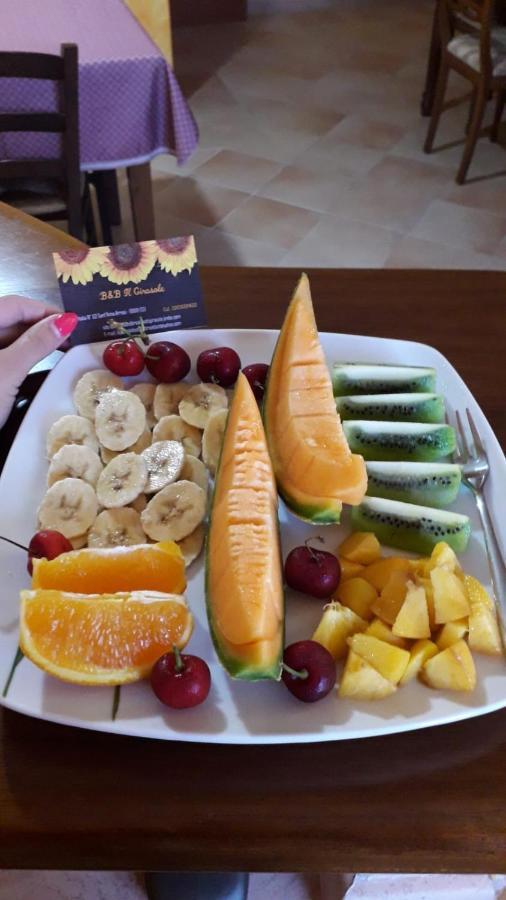 B&B Il Girasole Sant'Anna Arresi Bagian luar foto