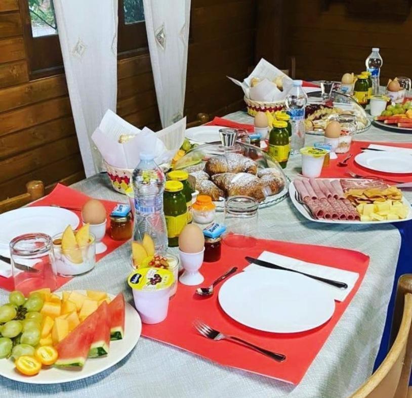 B&B Il Girasole Sant'Anna Arresi Bagian luar foto